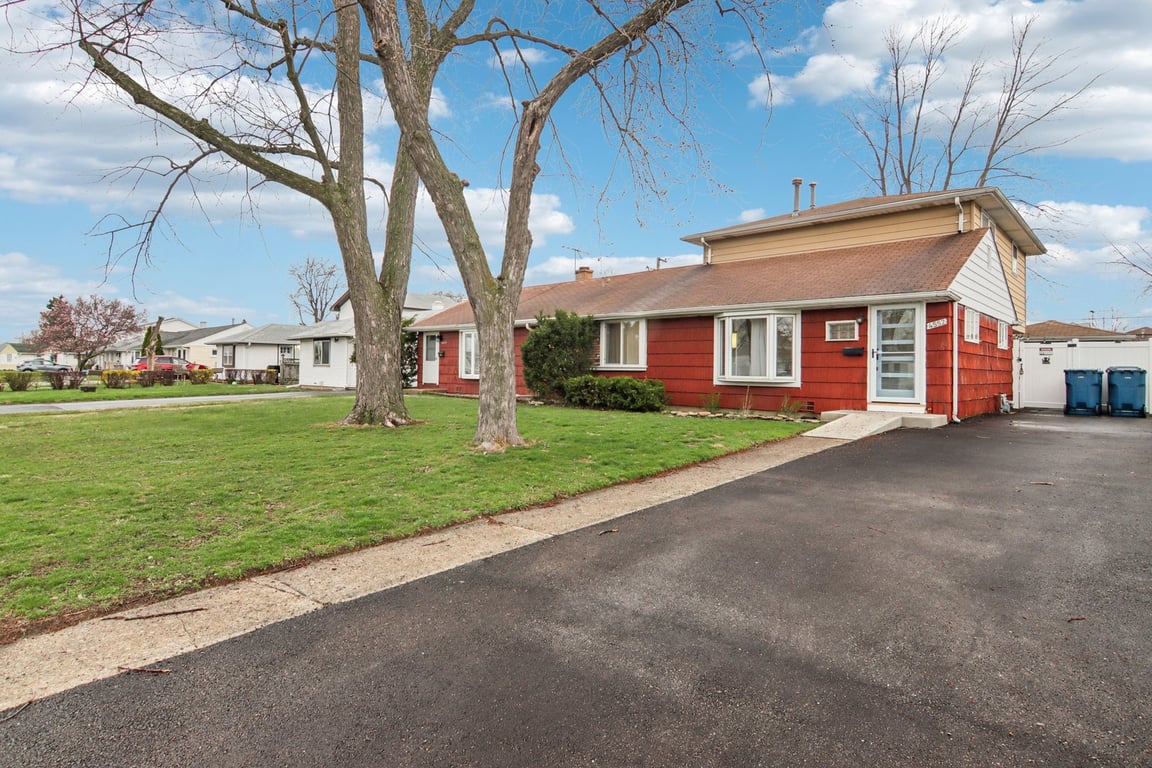 4552 89th Street