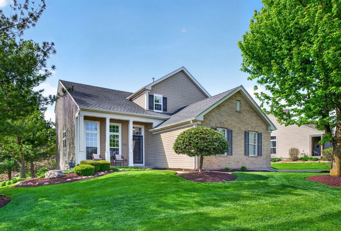 2107 Fairview Lane