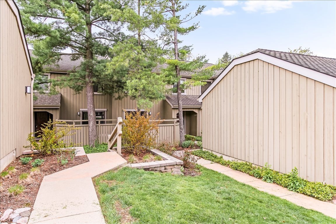 789 Oak Hill Road