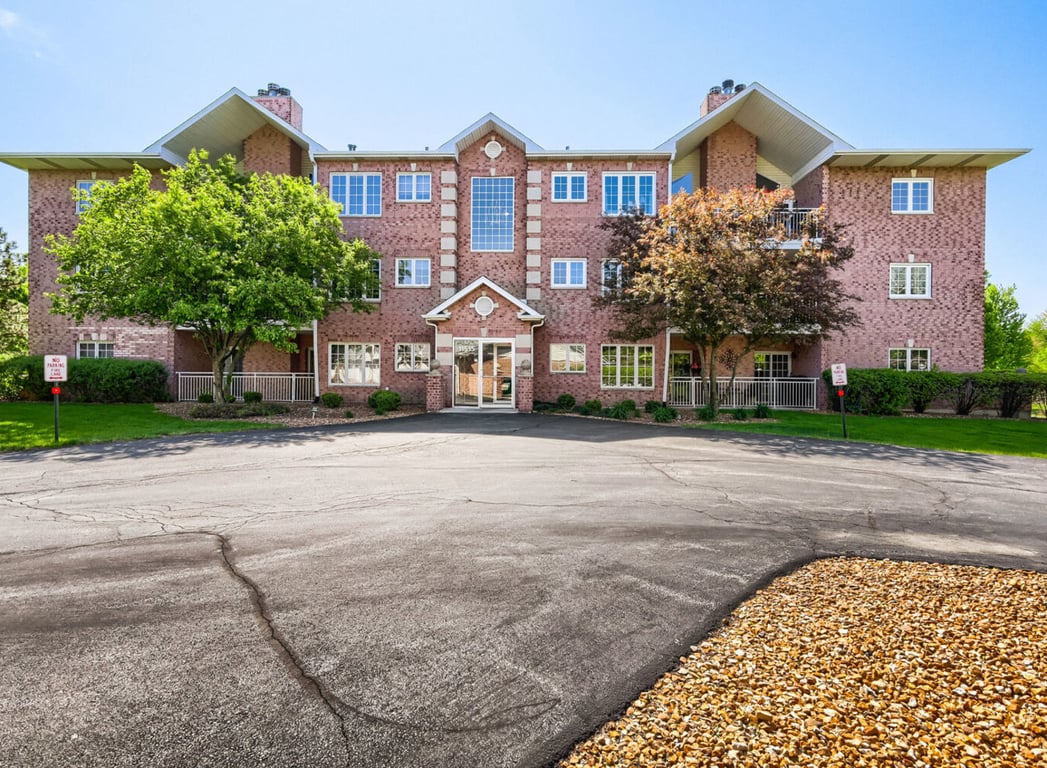 11535 Settlers Pond Way