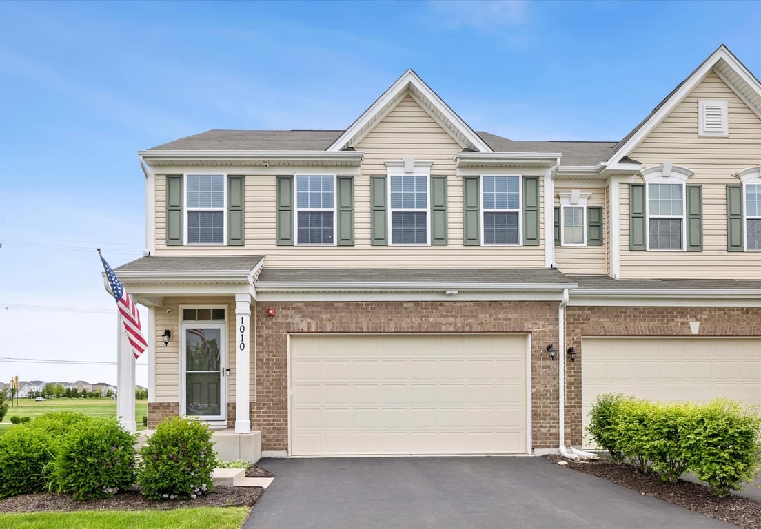 1010 Sears Circle