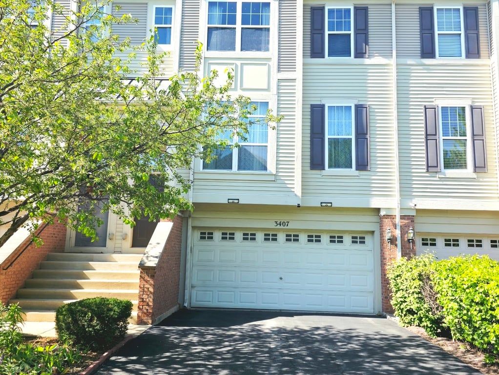 3407 Bradbury Circle