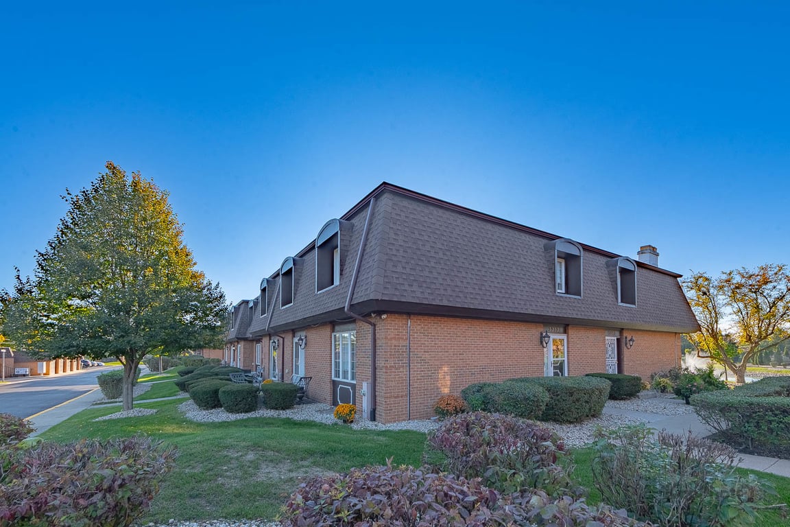 3232 Chestnut Drive