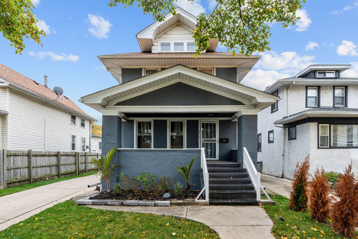 606 2nd Avenue