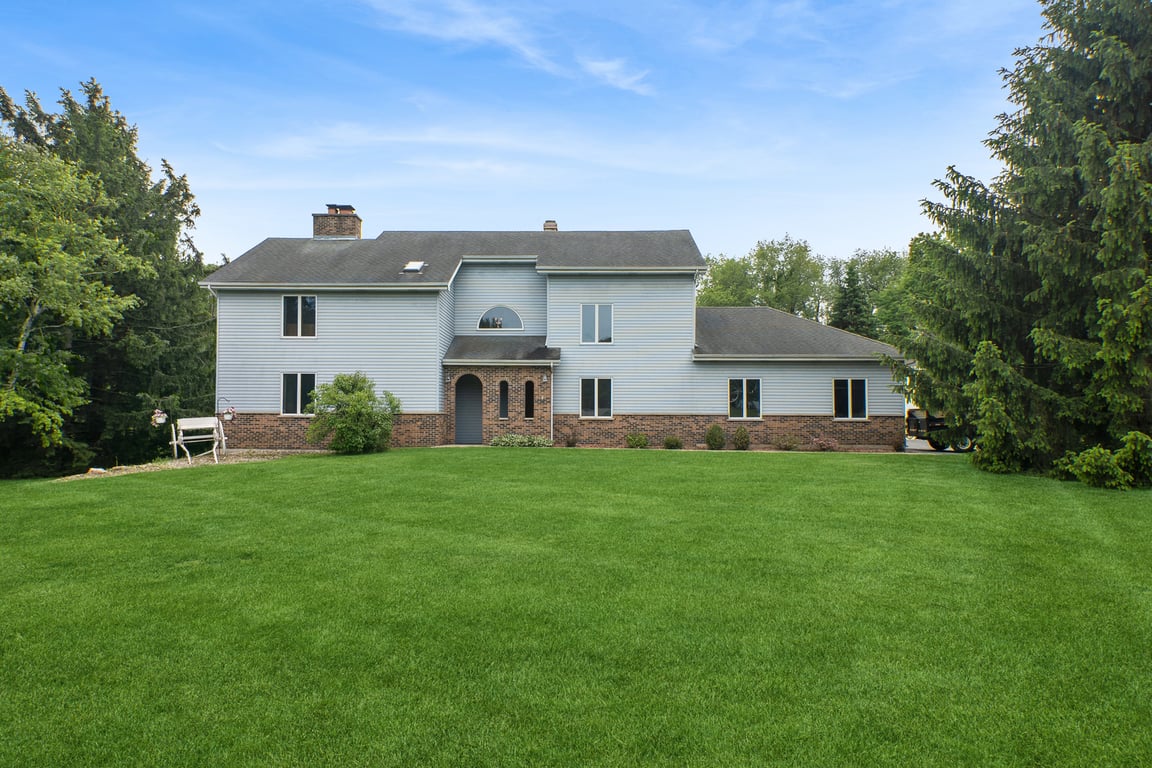40W923 MULHERN Road
