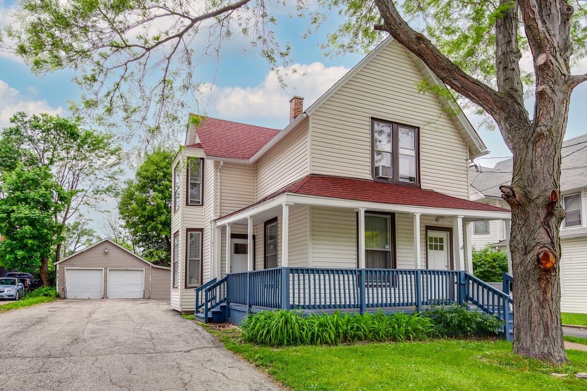 228 Lincoln Avenue