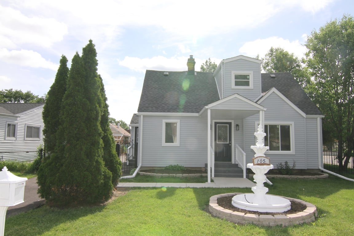 105 Marilyn Avenue