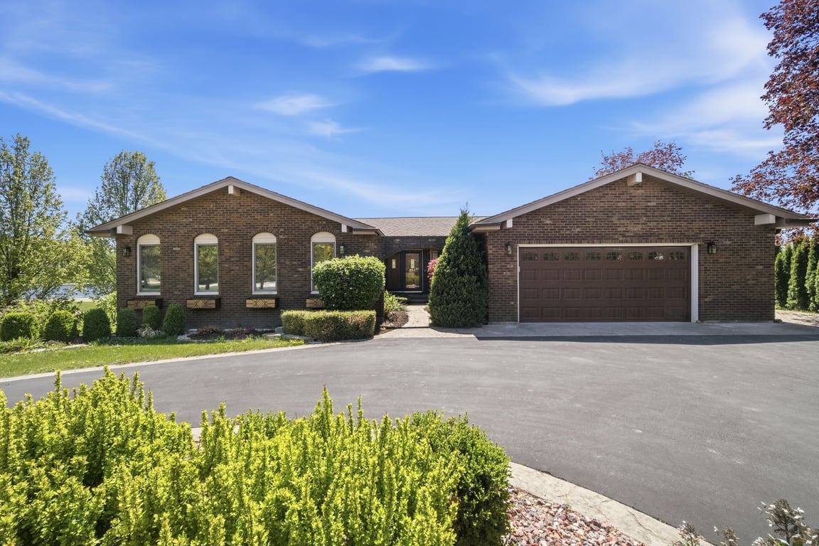 28 Windemere Lane