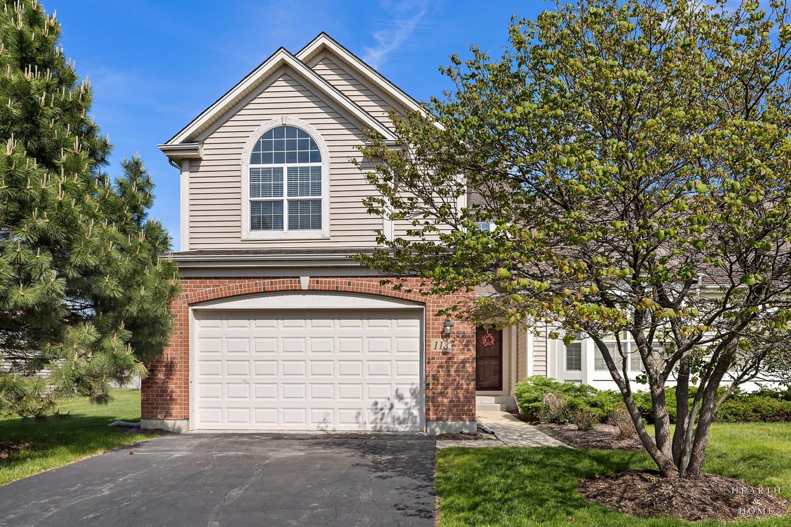 113 Valencia Parkway