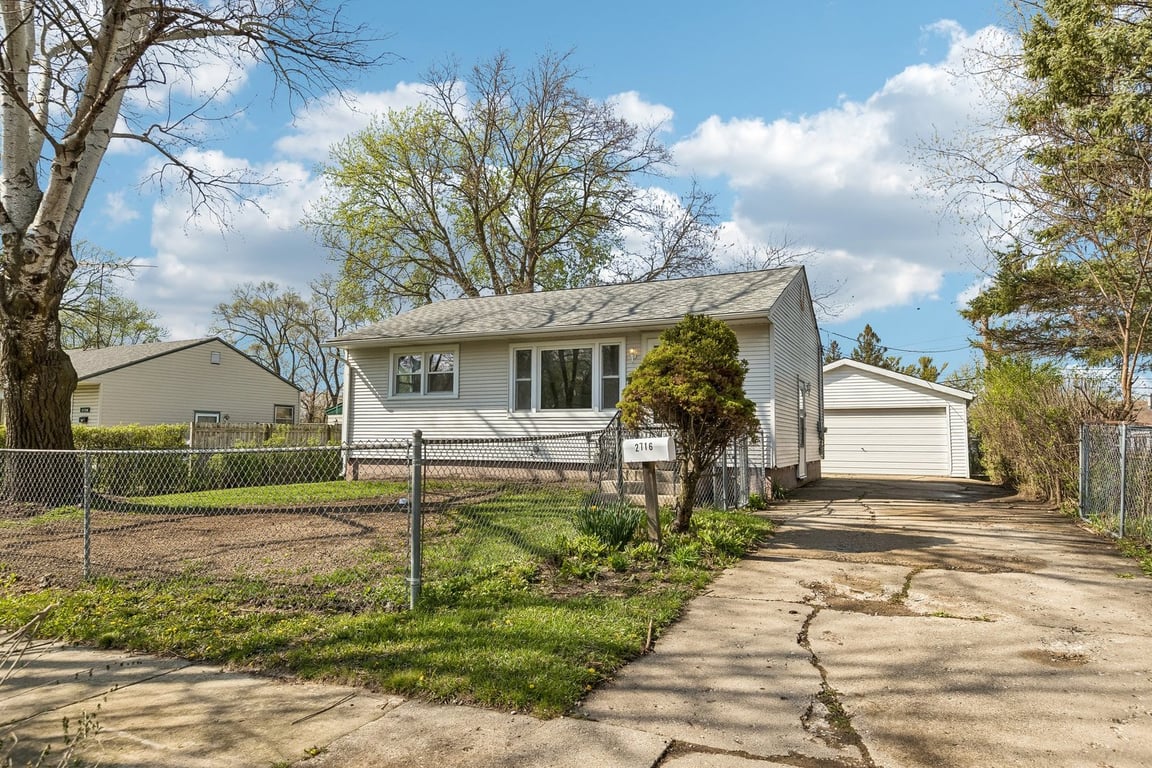 2716 Mohawk Road