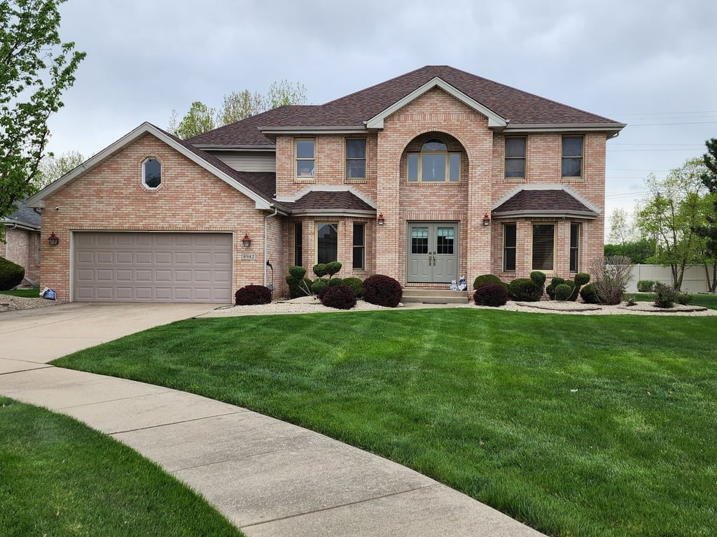 4942 Bay View Drive