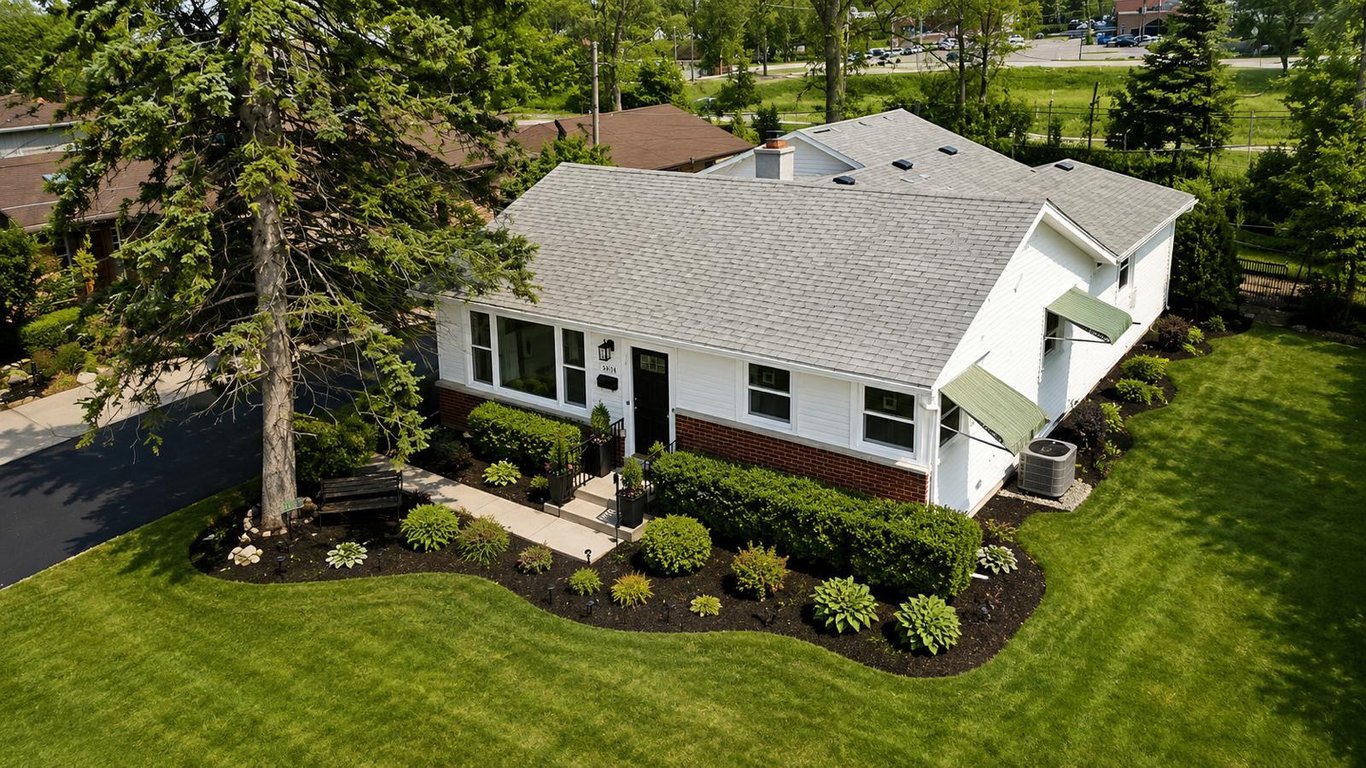 2814 Cardinal Drive