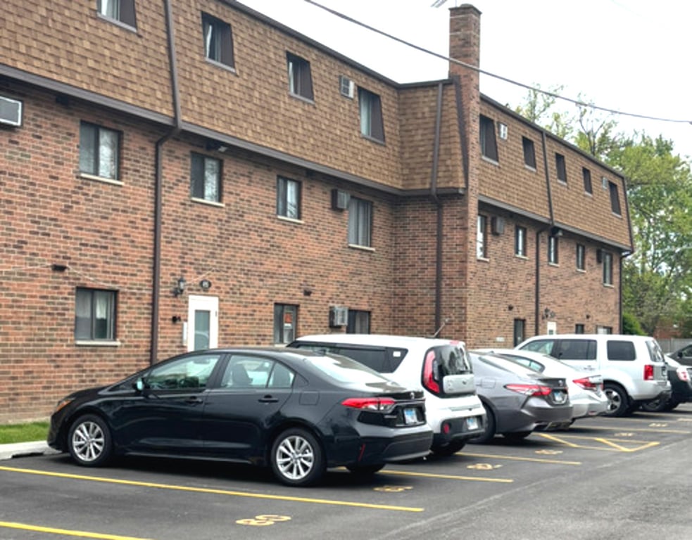 495 McHENRY Road