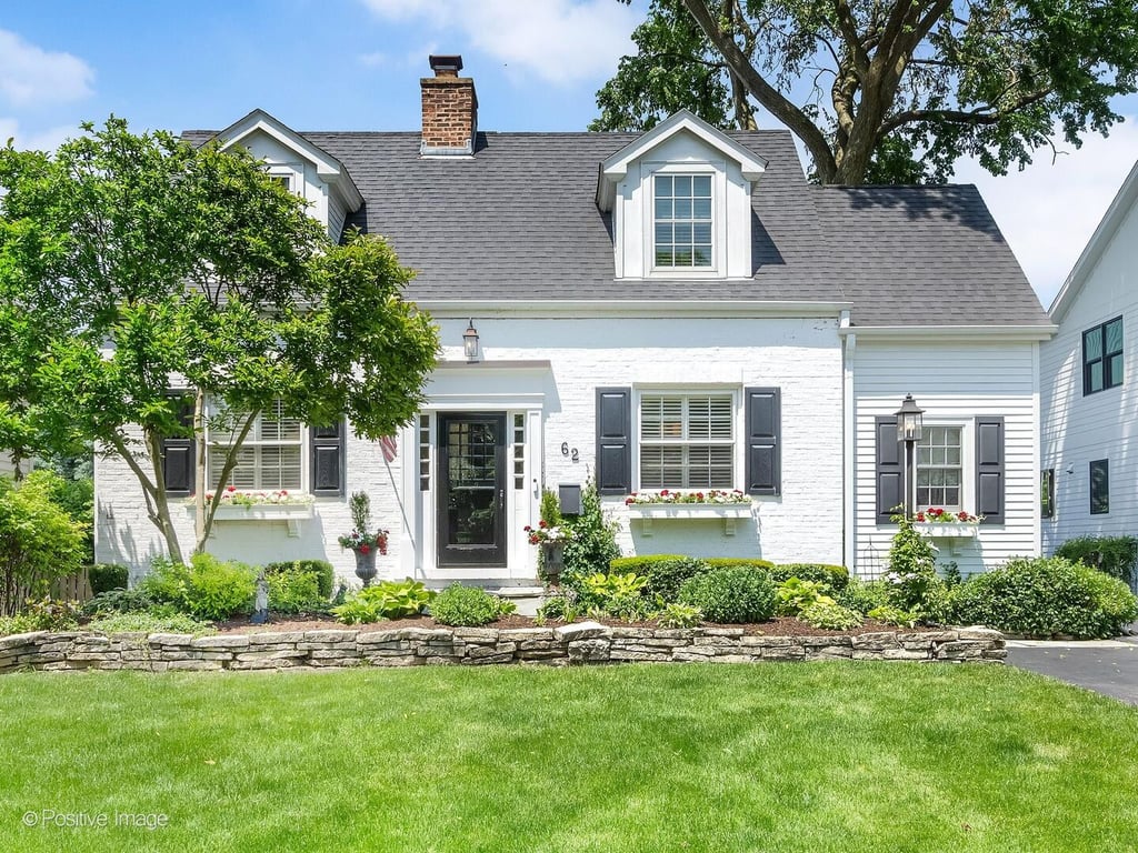 62 Waverly Avenue