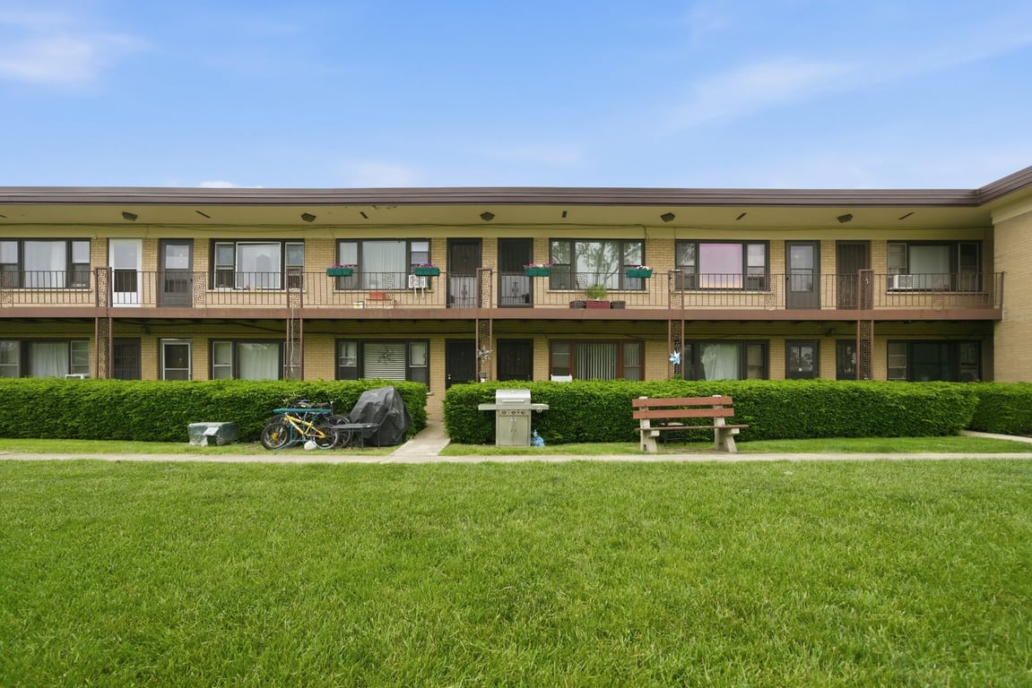 15 King Arthur Court