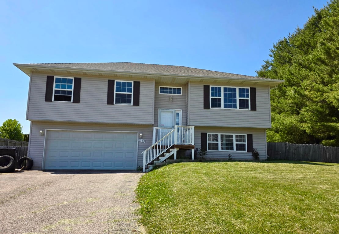 1020 Heritage Court