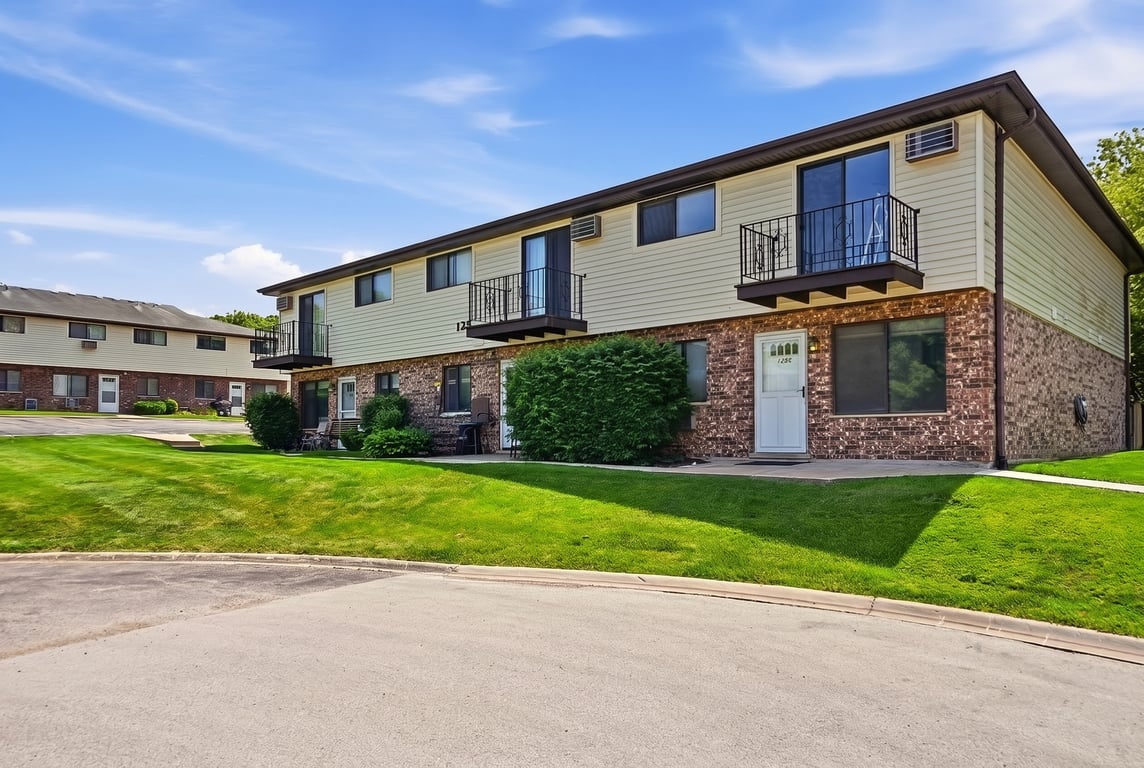 125 Willows Edge Court