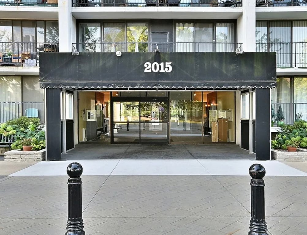 2015 Finley Road