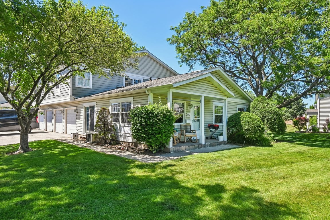 1302 Fall Court