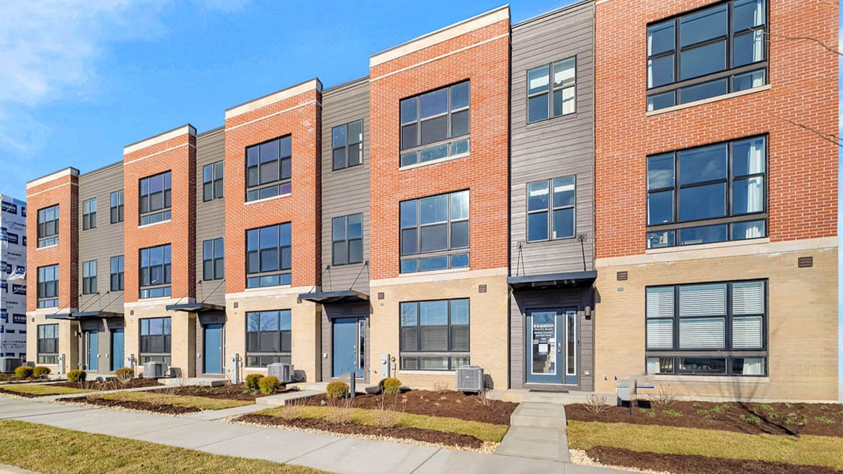 384 Summit Circle
