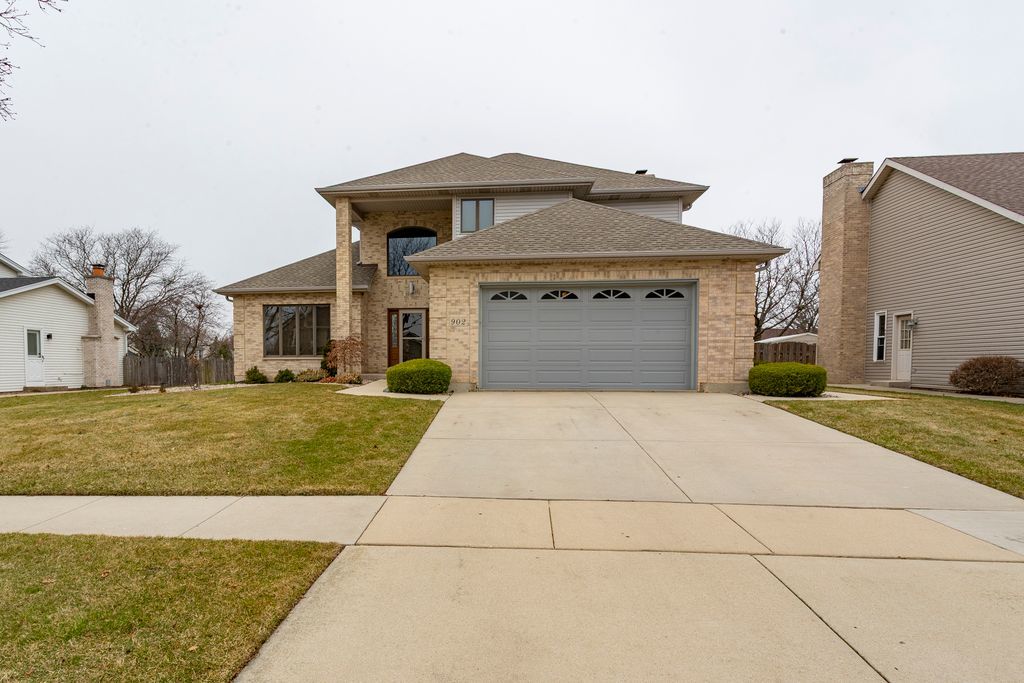 902 Somerset Drive