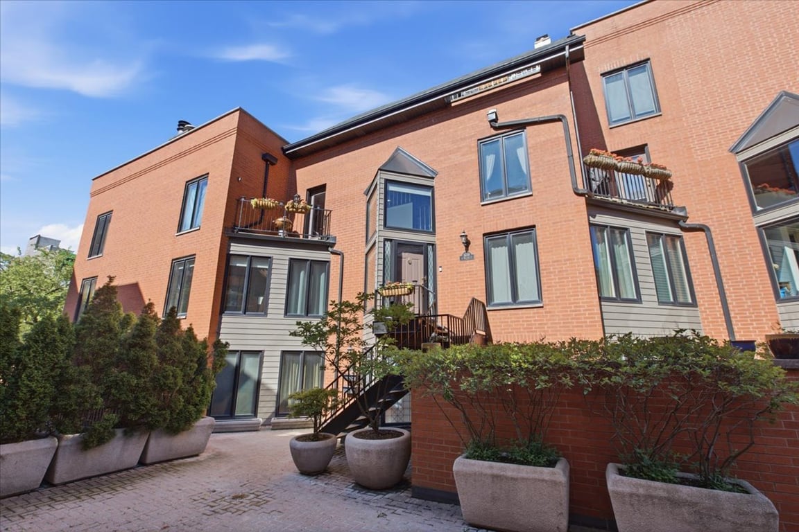 1608 St Michaels Court