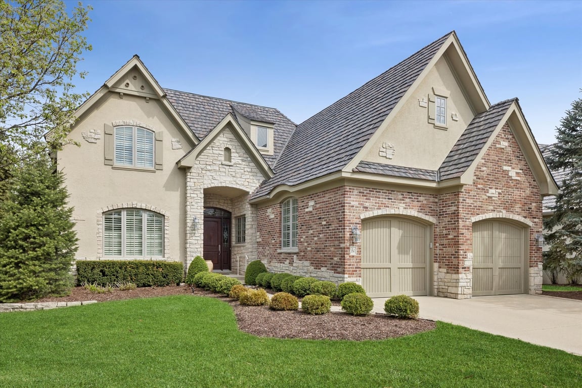 64 Forest Gate Circle