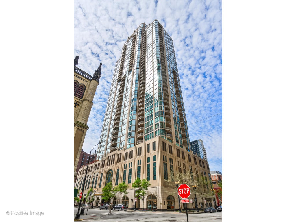 21 Huron Street