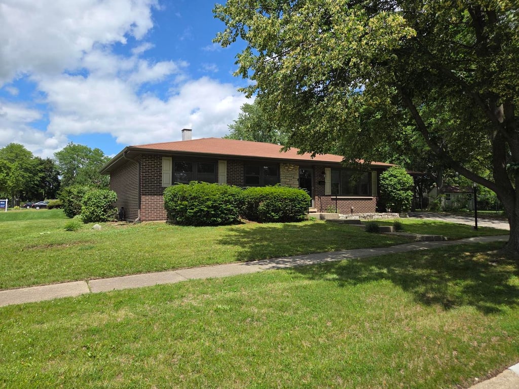 668 Lee Drive