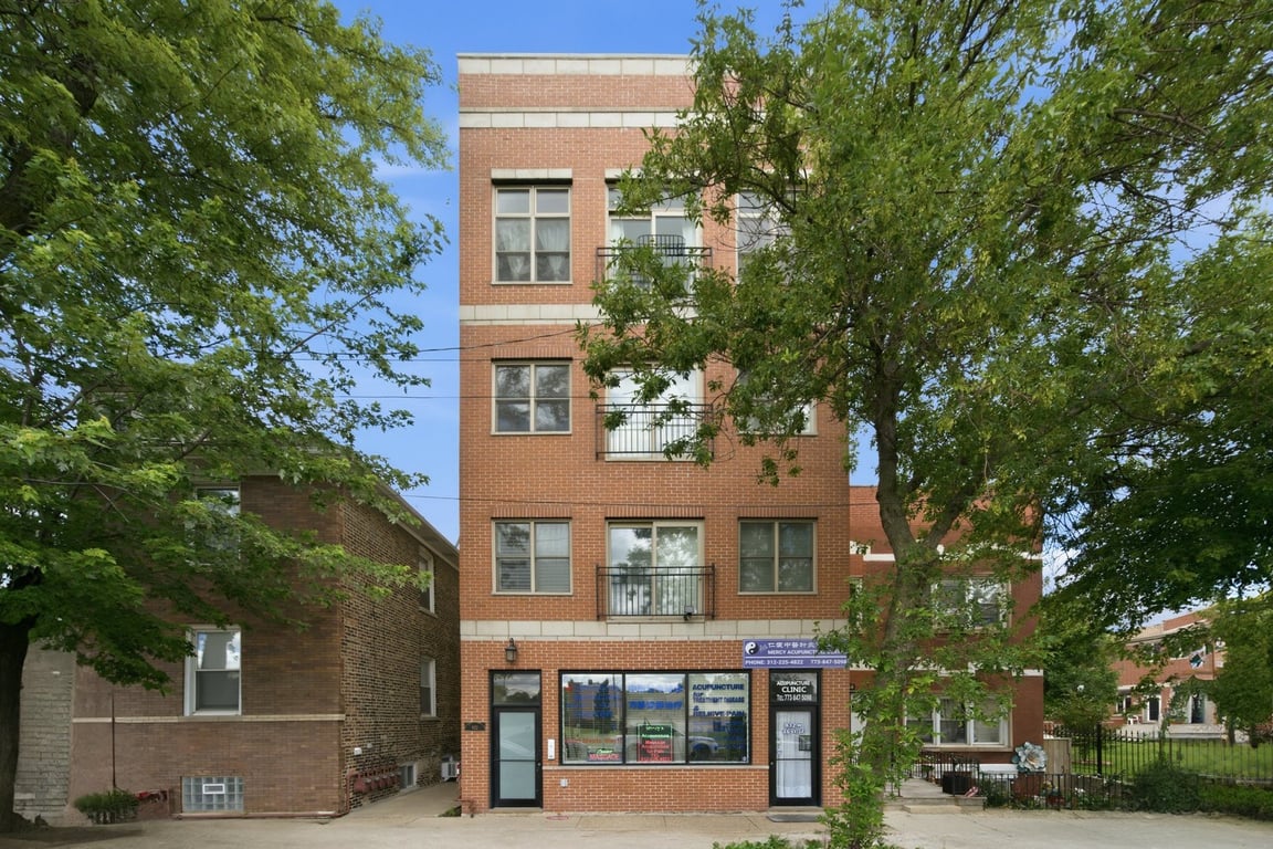832 36TH Street