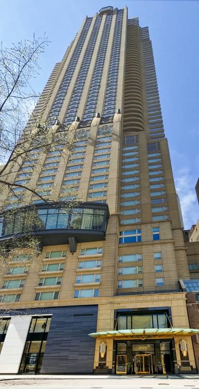 800 Michigan Avenue