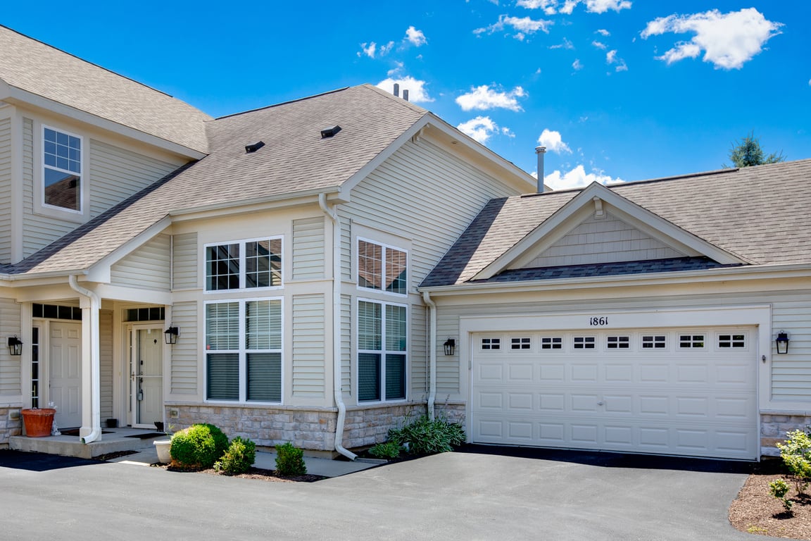 1861 Foxridge Court