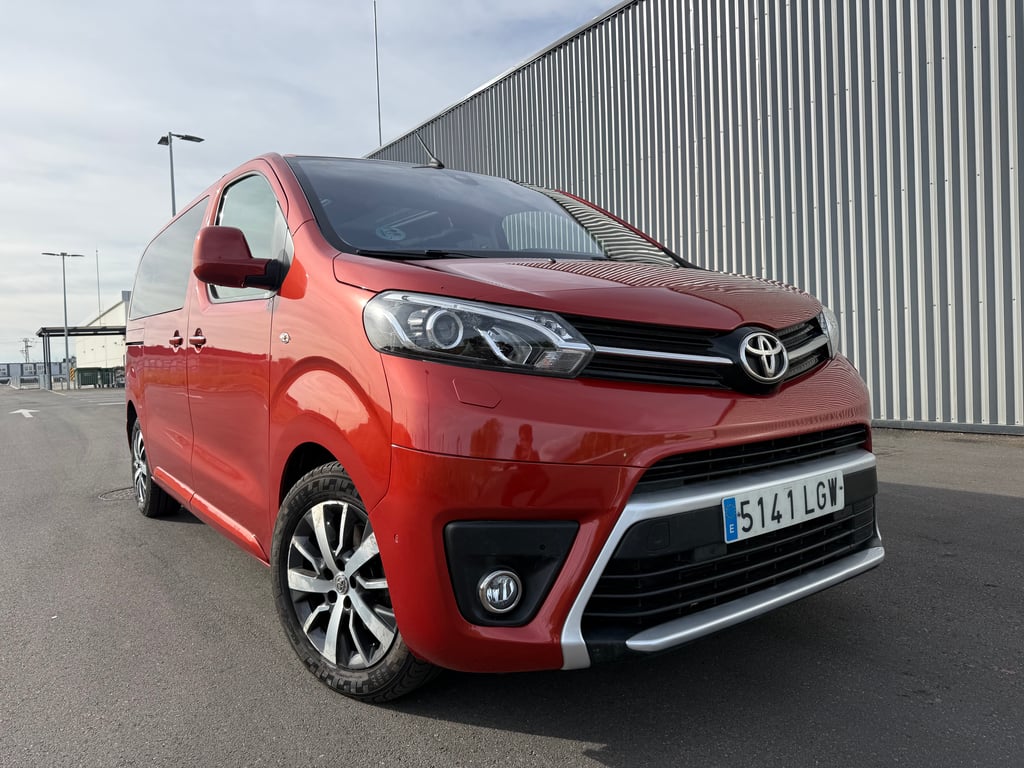 Toyota PROACE 2.0D 150CV FAMILY ADVANCE + PACK L1