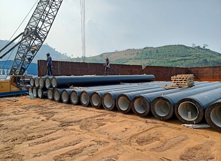 Proyek Logistik Suvarna Trans Nusantara 3