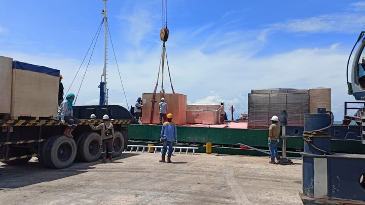 Proyek Logistik Suvarna Trans Nusantara 11