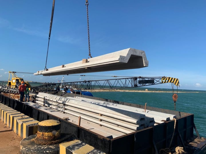 Proyek Logistik Suvarna Trans Nusantara 10