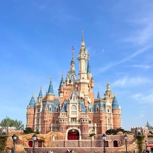 Paket Tour Shanghai Disneyland 8D – Wisata Keluarga China