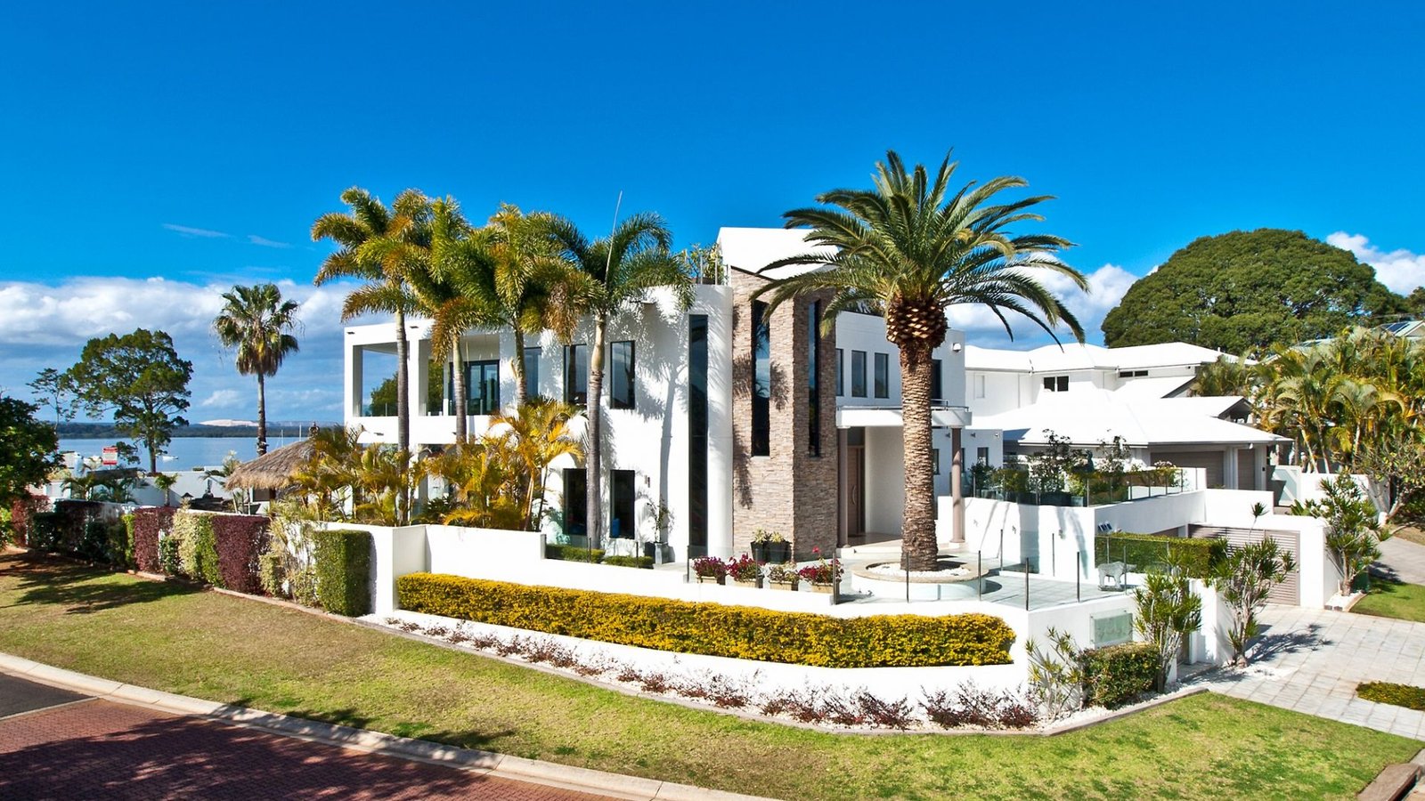 House for sale in Redland Bay for Offers Over 3m