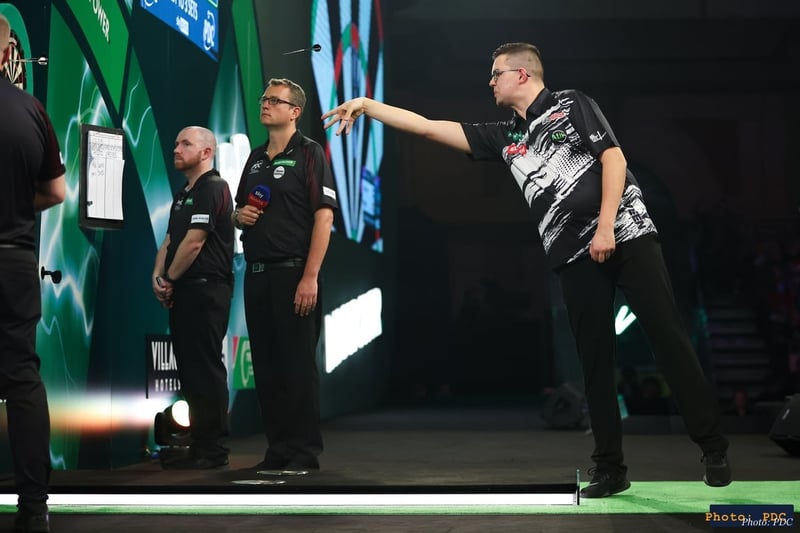 Gian van Veen at the World Championship