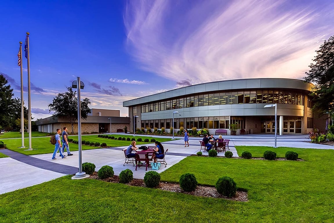 Fox Valley Technical College campus