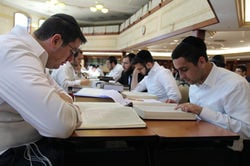 Sh'or Yoshuv Rabbinical College campus