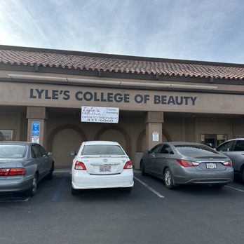 Lyle's College of Beauty campus