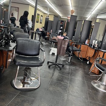 Baldwin Beauty School-South Austin campus