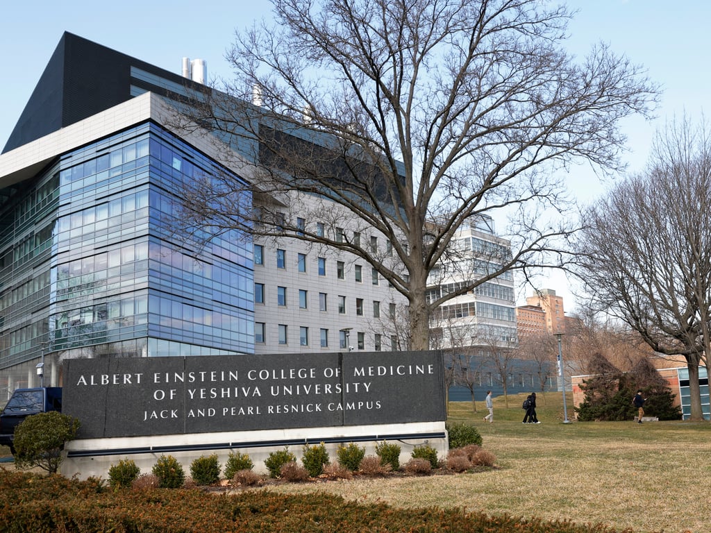 Albert Einstein College of Medicine campus