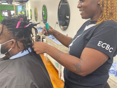 Ea La Mar's Cosmetology & Barber College campus