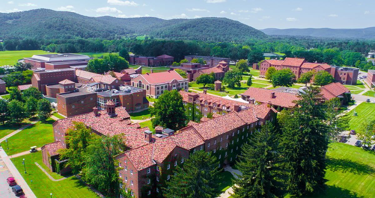 St Boventure University campus