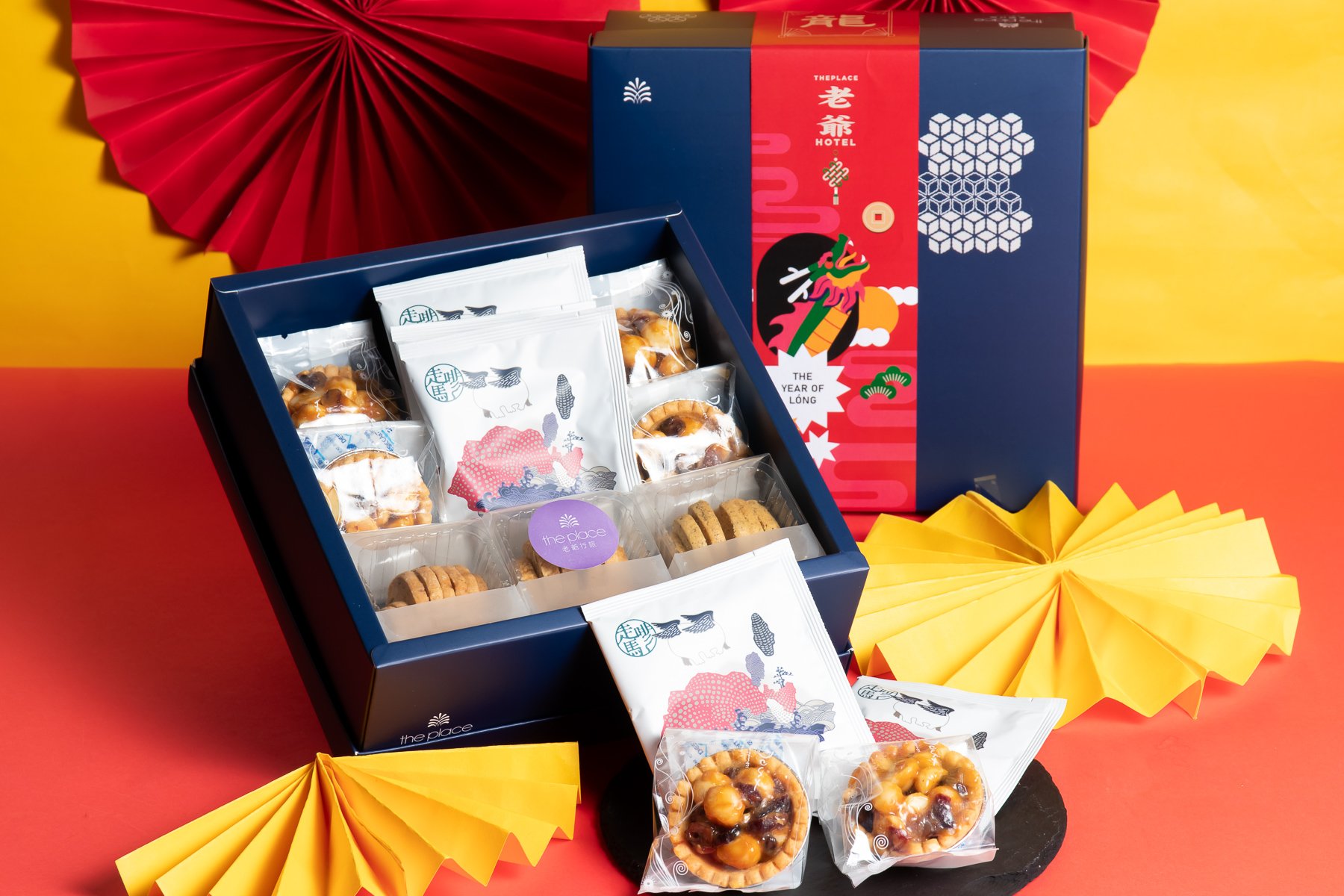 圖七_台南老爺行旅「好運龍來禮盒」，內含走馬啡咖啡包、香濃酥脆的綜合豆塔與手工餅乾，每盒售價988元.jpg