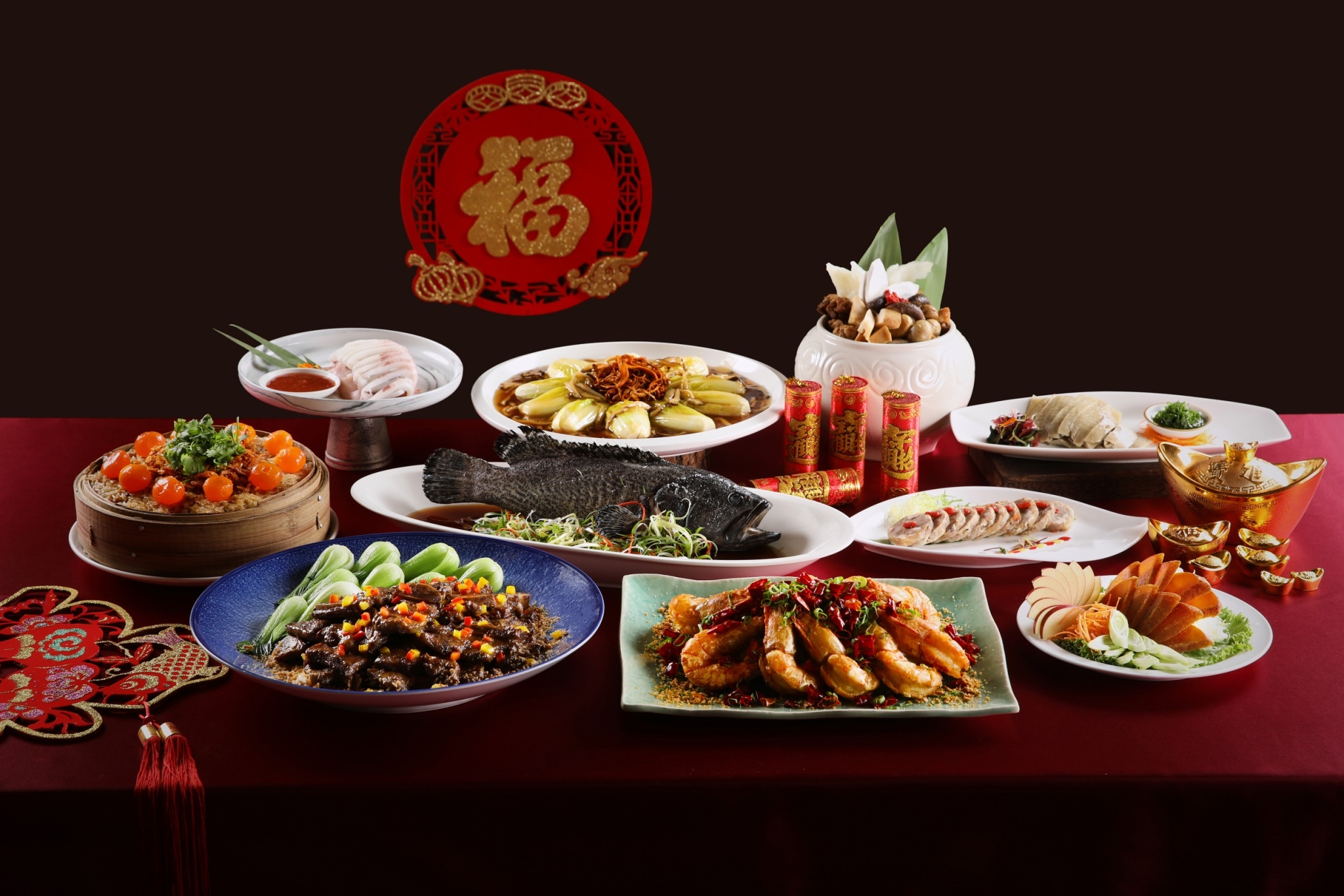 圖二_新竹老爺明宮廳年菜盛宴，5人份7道佳餚，每套8,800元起.jpg