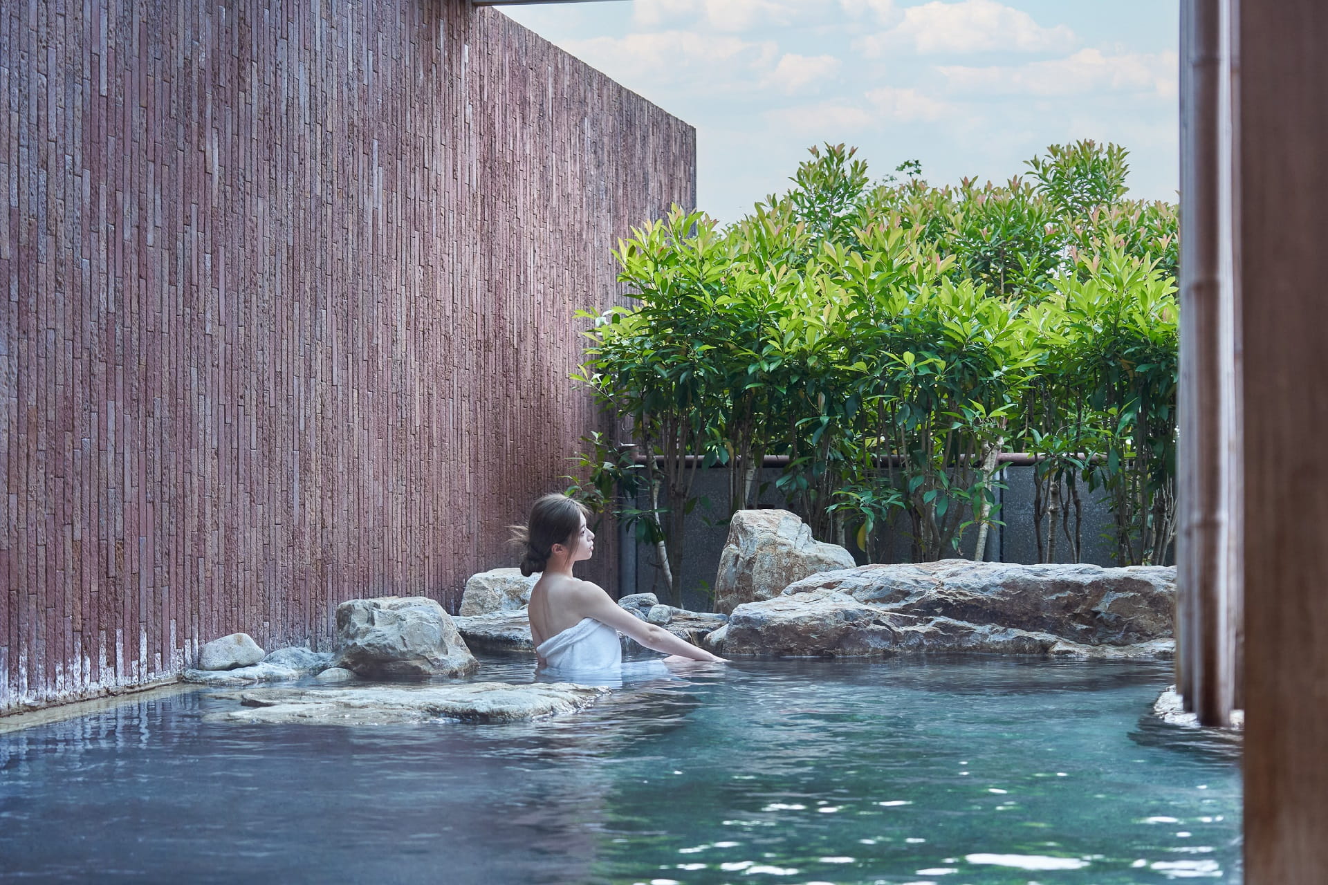 ホテルロイヤル礁渓