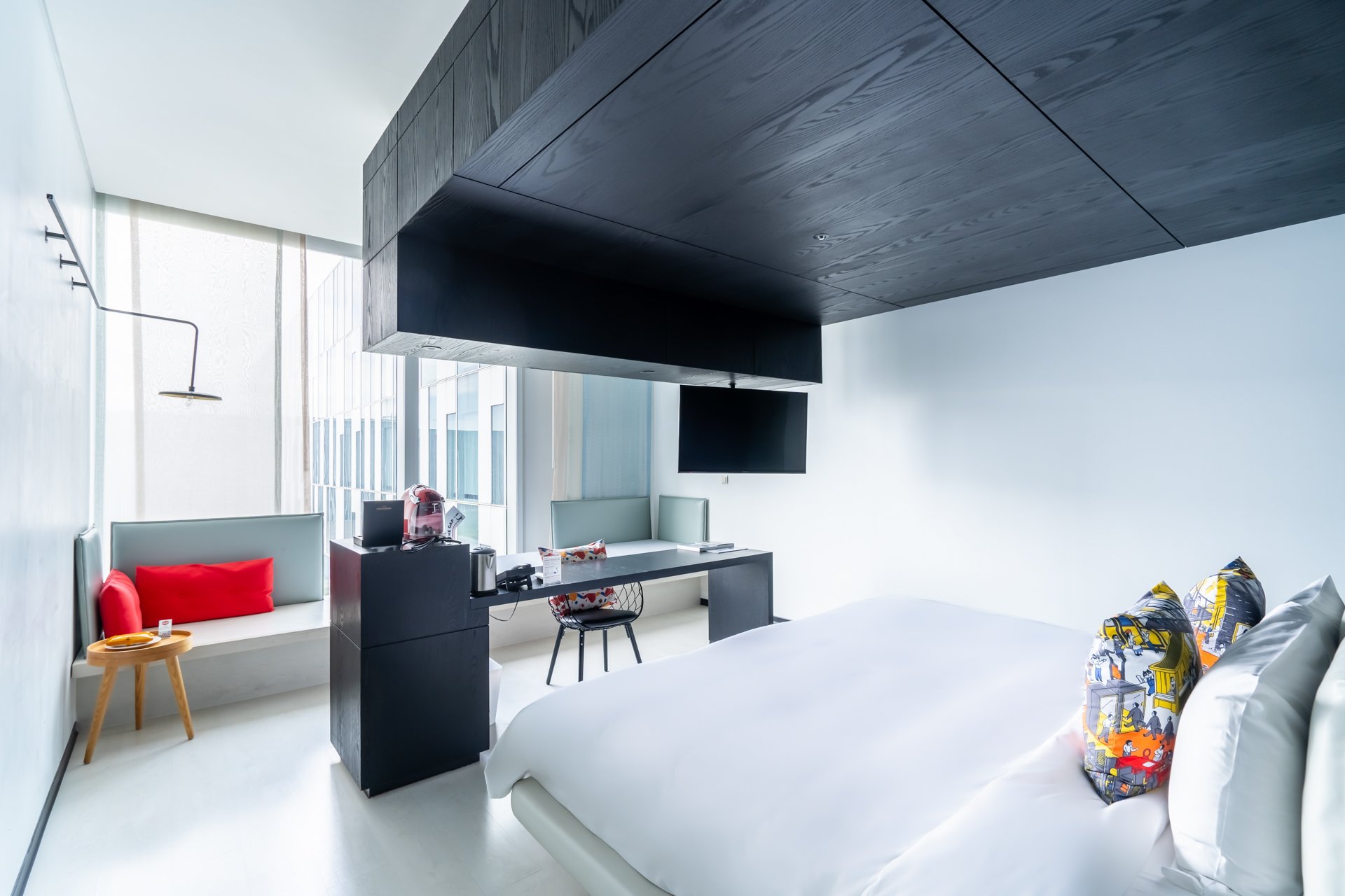 A7305325-HDR.jpg
